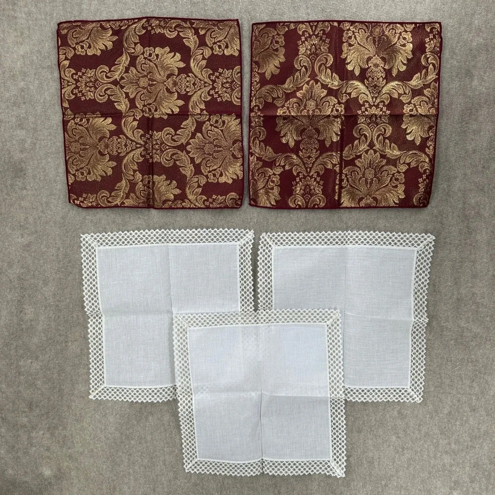 16 Pc VTG Holiday Cloth Napkins Set Gold Burgundy Holly Cherub Metallic